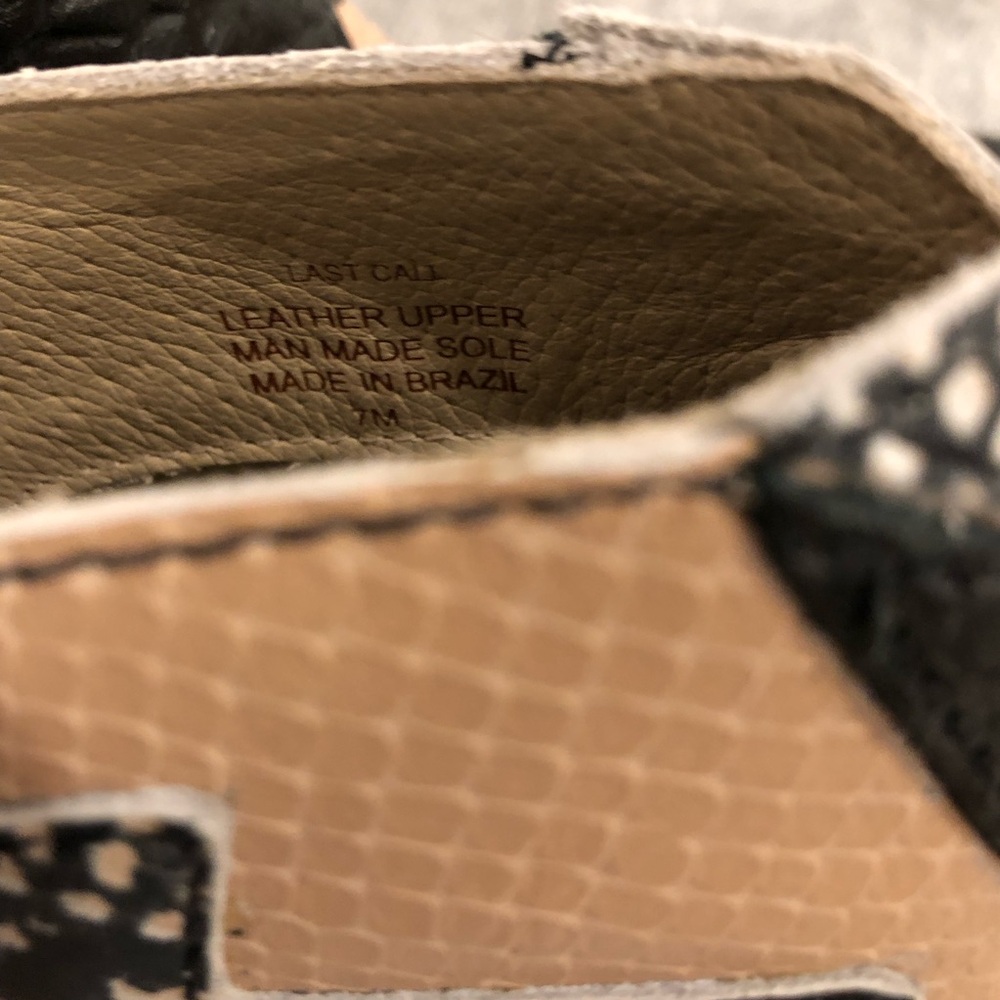 NWT - Matisse Women's Black and Tan Snake Print Ankle Boots - Picture 15 of 16